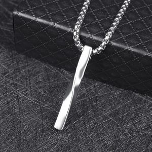 Ketting met hanger schroef zilverkleur