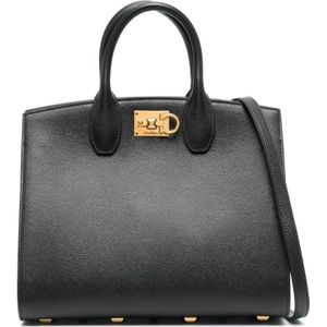 Salvatore Ferragamo, Zwarte handtas van textuurleer met gouden hardware Zwart, Dames, Maat:ONE Size