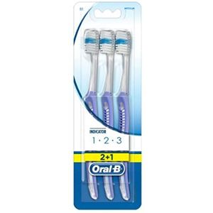 Oral-B - Indicator Medium - Tandenborstel - 1 Stuks