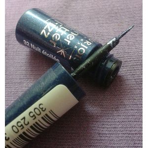 Bourjois, liner glitter fizz - 33 sparkling green
