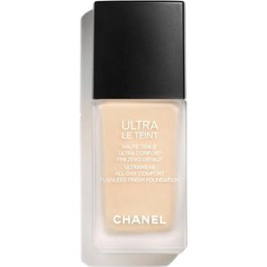 Chanel Ultra Le Teint Flawless Finish Foundation Langaanhoudende Matte Make-up voor Egalisatie van Huidtint Tint B10 30 ml