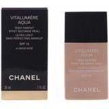 Chanel Chanel Vitalumière Aqua Foundation SPF 15 70 Beige 30 ml