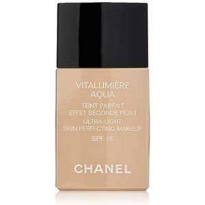 Chanel Chanel Vitalumière Aqua Foundation SPF 15 70 Beige 30 ml