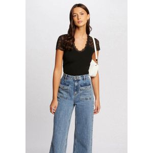 Morgan - Ribgebreide Top - Zwart - V-hals - Korte Mouwen, Kanten Details