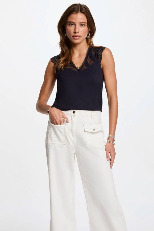 Morgan - Top - Marine - Met Kantdetails - Korte Mouwen - V-hals
