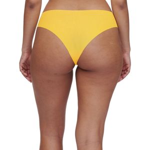 Wacoal Embrace String Kleur beige met kant Maat M