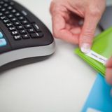 DYMO - LabelManager 210D - Labelmakerkit - Zwart-Wit - Inclusief D1-labels