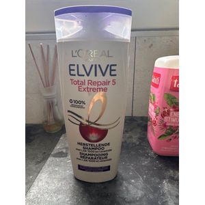 L’Oréal Paris Elvive Total Repair 5 Shampoo voor Extreme Beschadigde haar