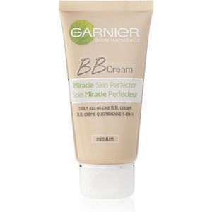 Garnier SkinActive BB Cream Classic Medium 5-in-1 Verzorging - Getinte Dagcrème - 50 ml