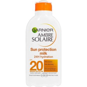 Garnier Ambre Solaire Sun Protection Milk 24 Hydration SPF 20 200 ml