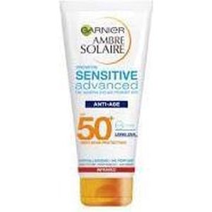 Garnier Ambre Solaire Crème Solaire Enfants Advanced Sensitive, Lait Protection, Protection Haute IP50, sans pare-boue et colorants, 150 ml