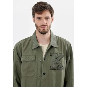 Kaporal Craig Herenjas, Kaki, L