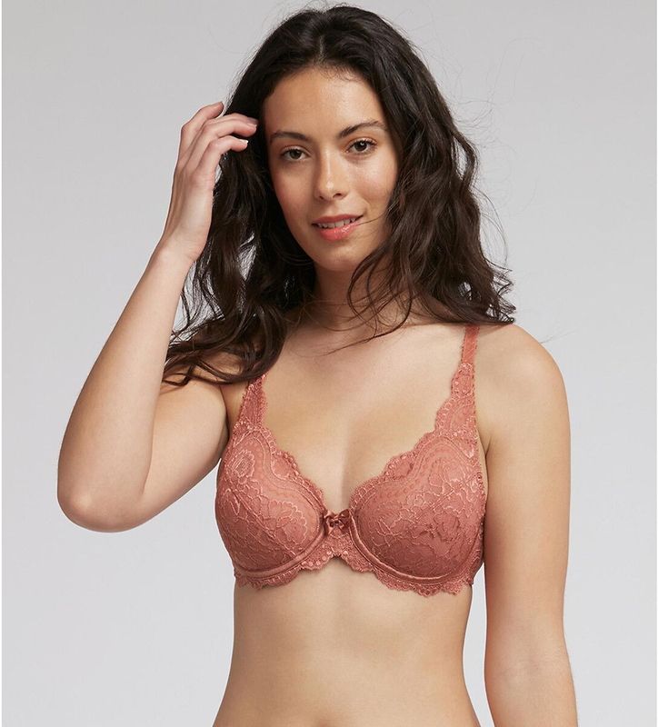 Omsluitende BH Flower Elegance PLAYTEX. Kant materiaal. Maten 95E FR - 80E EU. Kastanje kleur