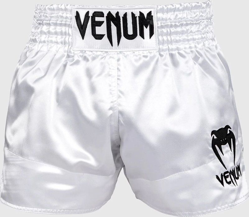 Venum - Classic - Muay Thai Shorts - Zwart - Zijsplitten voor Mobiliteit