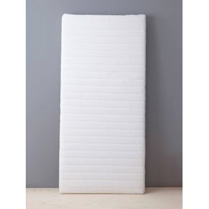 Makkelijk te onderhouden juniormatras wit
