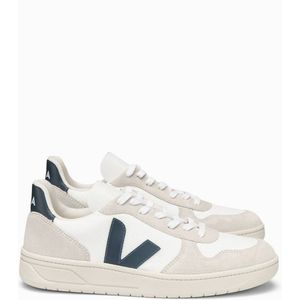 Sneakers in B-Mesh V-10 White Nautico VEJA. Plastic materiaal. Maten 37. Wit kleur