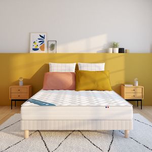 Matras in HR mousse + vormbehoud, groot comfort LA REDOUTE INTERIEURS.  materiaal. Maten 180 x 200 cm. Wit kleur