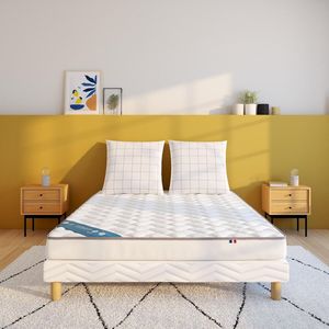 Matras in mousse, half-stevig 14,5 cm LA REDOUTE INTERIEURS.  materiaal. Maten 120 x 190 cm. Wit kleur