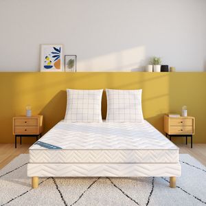 Ensemble matras PU mousse en bedbodem LA REDOUTE INTERIEURS. Massief hout materiaal. Maten 120 x 190 cm. Wit kleur