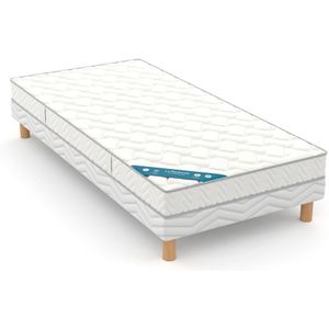 Matras in HR mousse, stevig 18 cm LA REDOUTE INTERIEURS.  materiaal. Maten 80 x 190 cm. Wit kleur