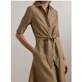 Knielange linnen jurk met strikceintuur, model 'WAKANA'