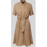 Knielange linnen jurk met strikceintuur, model 'WAKANA'