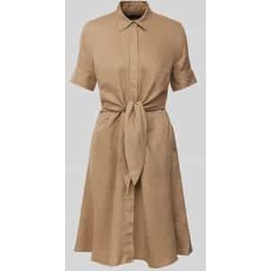 Knielange linnen jurk met strikceintuur, model 'WAKANA'