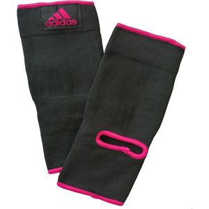 Adidas boxing enkelbeschermer in de kleur zwart/roze.