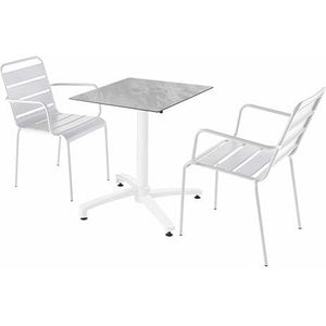 Oviala - Een tuintafel met marmeren laminaat en 2 witte fauteuils