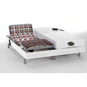 Vente-unique Elektrisch bed - bedbodem en matras - met vormgeheugen en bamboe LYSIS III van NATUREA - motoren OKIN - 2 x 80 x 200 cm - wit L 200 cm x H 35 cm x D 160 cm