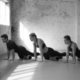 TriggerPoint - The Grid 1.0 Foam Roller - 33cm - Zwart - Schuim - Massage Roller - Yoga - Pilates - Fitness