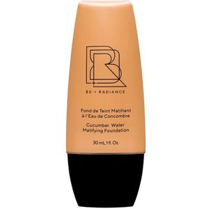 BE + Radiance Make-up Make-up gezicht Cucumber Water Matifying Foundation No. 33 Medium Tan / Golden Yellow