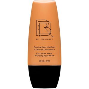 BE + Radiance Make-up Make-up gezicht Cucumber Water Matifying Foundation No. 50 Deep Tan / Warm