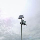 40-W-LED-Strahler mit Batterie, Solarpanel und V-tac VT-40W-Fernbedienung 6400K Fredda