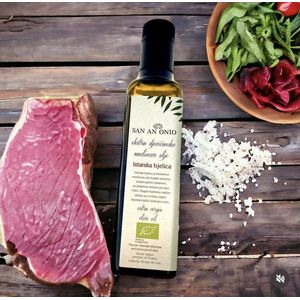 Extra Vierge - Olijfolie-San Antonio -mono soort Bianchera d'Istra- koud geperst 18-21gr -Istrië 9e achtereenvolgende Jaar de Beste Olijfregio Ter Wereld