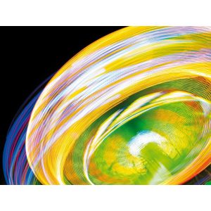 Rasch Behang 101188 met dynamisch motief in geel, groen en blauw op zwarte ondergrond uit de Young Artists collectie-2,80 m x 3,72 m (L x B) behang, kleurrijk