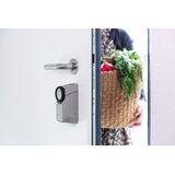 ABUS HomeTec Pro Bluetooth® CFA3100 - Elektronisch deurslot - voordeur openen en vergrendelen via app op smartphone - met toegangscontrole - wit