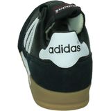 Adidas mundial goal ic in de kleur zwart/wit.