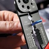 97 21 215 Crimpzange Isolierte Kabelschuhe, Isolierte Steckverbinder 0.75 bis 6 mm² - Knipex