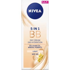 Nivea Essentials BB Cream Light Dagcrème SPF 15 - 50ml