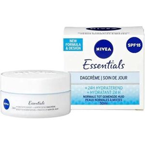 NIVEA Essentials Hydraterende Dagcrème - SPF 15 - 50ml