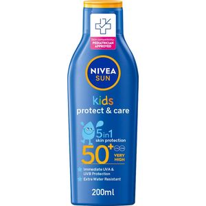 NIVEA SUN KIDS Protect & Play Zonnemelk SPF 50+ (1 x 200 ml), hydraterende zonnebrandcrème voor de gevoelige kinderhuid, UVA/UVB-zonwering waterdicht