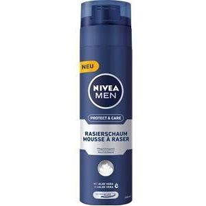 NIVEA MEN Protect & Care Scheerschuim in verpakking van 6 stuks (6 x 200 ml), bescherming en verzorging voor een zachte scheerbeurt, huidvriendelijk scheerschuim voor heren