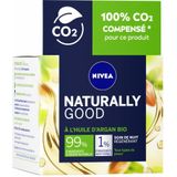 NIVEA NATURALLY GOOD regenererende nachtverzorging, gezichtsverzorging met 99% natuurlijke ingrediënten, nachtcrème met biologische arganolie en waardevolle oliën, 50 ml