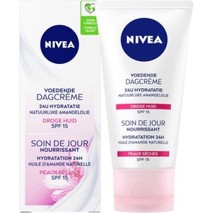 Nivea - Essentials - Voedende Dagcrème - Met SPF 15 - 50ml