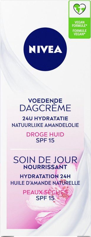 NIVEA Voedende Dagcrème met SPF15 - 50% Korting