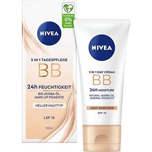 NIVEA 5-in-1 BB hydraterende dagcrème SPF 15 24 uur voor een lichte huid, gezichtscrème met biologische jojoba-olie en make-uppigmenten