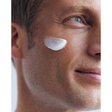 NIVEA MEN Gezichtscrème Sensitive - Dagcrème - SPF 15 - Gevoelige huid - Met kamille en vitamine E - 75 ml