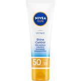 NIVEA SUN UV Face Shine Control SPF50 - Zonnebrandcrème - 50ml - Bescherming tegen UVA/UVB