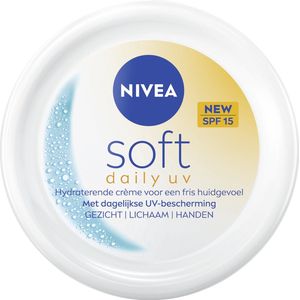 NIVEA - Soft Daily UV Bodycrème - Crème - 250 ml - Met SPF 15 - Voor Droge Huid